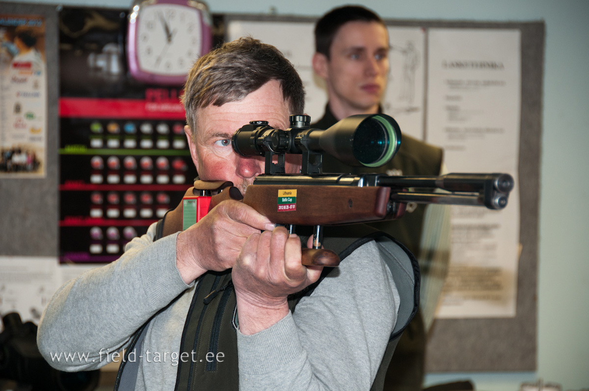 Ülo Lesta, Weihrauch HW 97 K, Nikko Stirling Nighteater 8-32x60